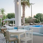 Olga Hotel apartamentowy Ios