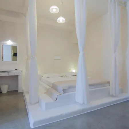 Olga Aparthotel 4*