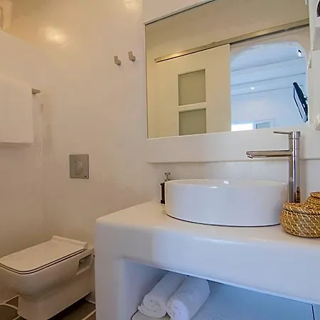 Olga Apartmanhotel Íosz